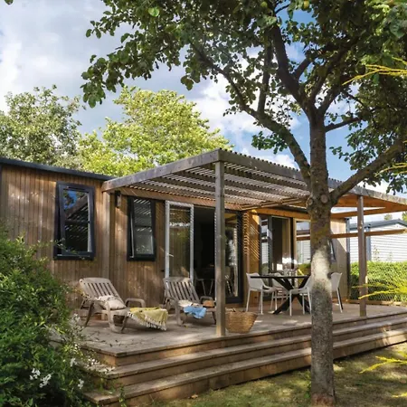 Nautilus 6p 3bdrms Airconpremium 营地 滨海圣奥班