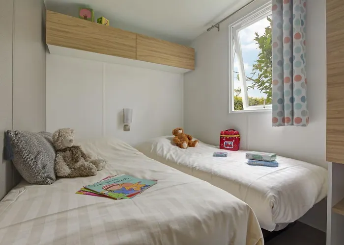 Nautilus 6p 3bdrms Airconpremium *