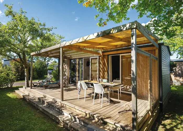 Nautilus 6p 3bdrms Airconpremium 营地